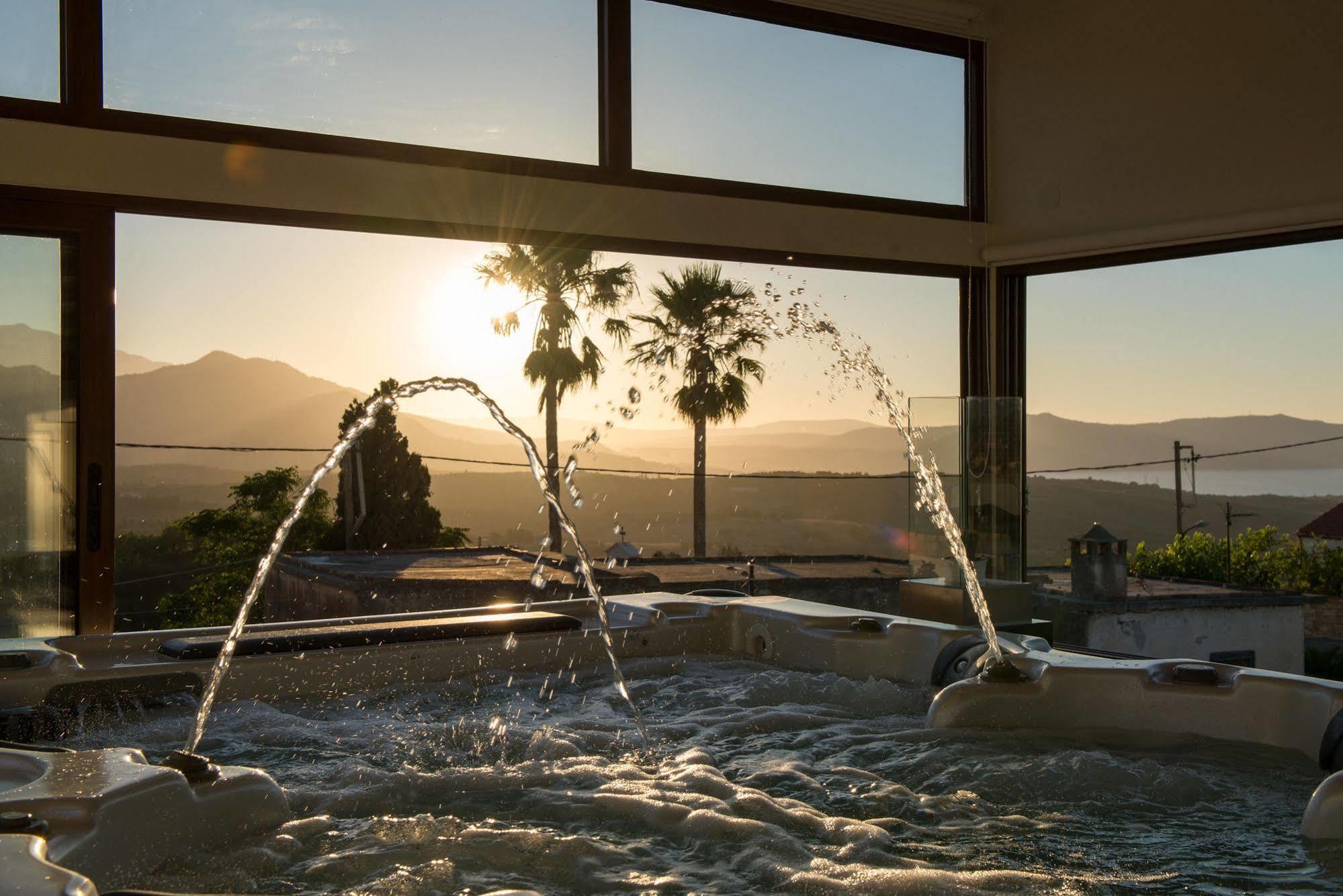 Athina House Spa & Hammam Arkhondiki Exterior photo